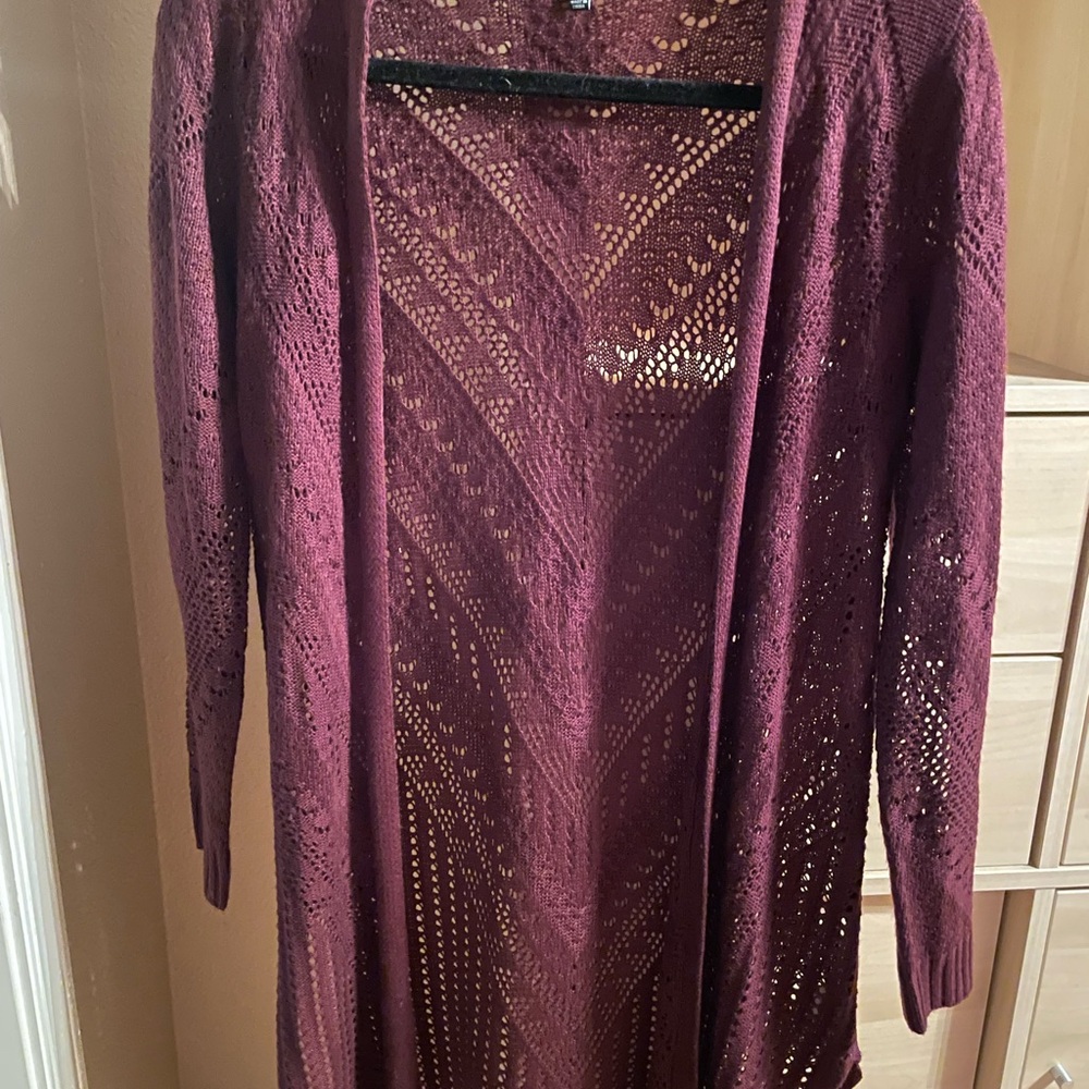 Elegant Burgundy Women's Cardigan